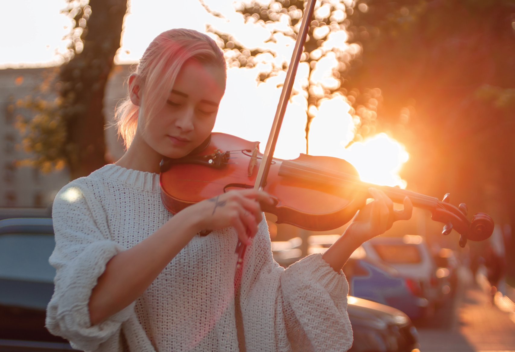 girl playing cello